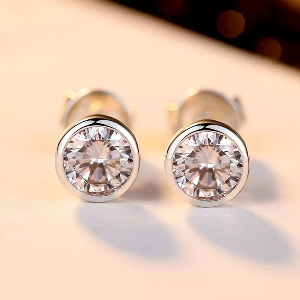 NEW Platinum Plated S925 1 cttw Bezel Stud Earrings - Picture 5 of 16